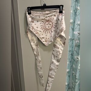 HUGE closet clean out!!! Music festival outfits, cropped shirts, and skirts